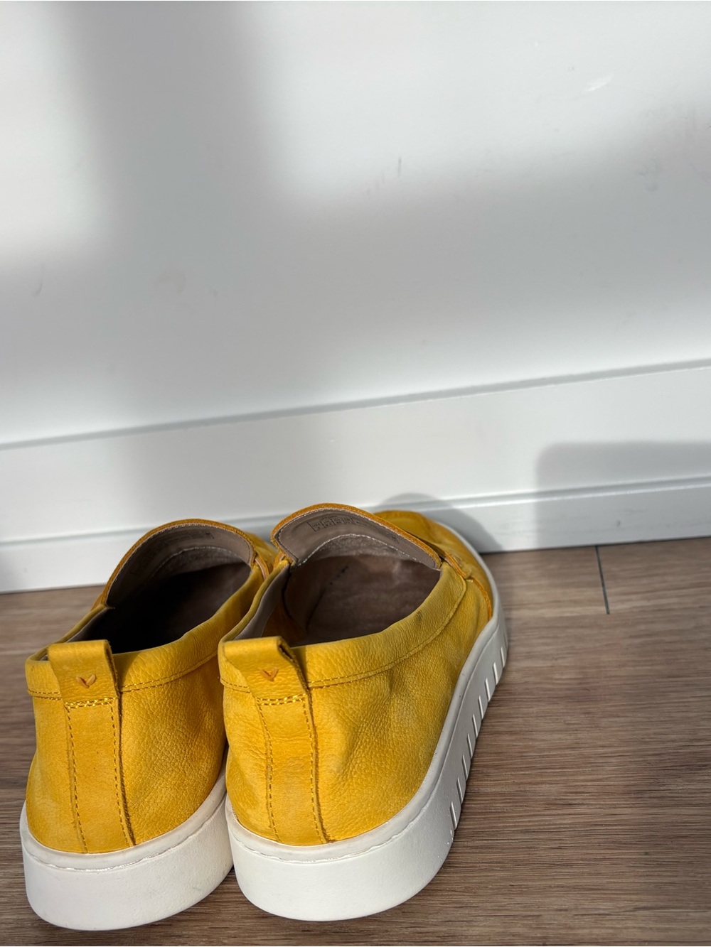 Vionic Uptown Loafer — Daffodil Yellow Suede Classic Colorful Comfy Chic Size 9 - Picture 6 of 13